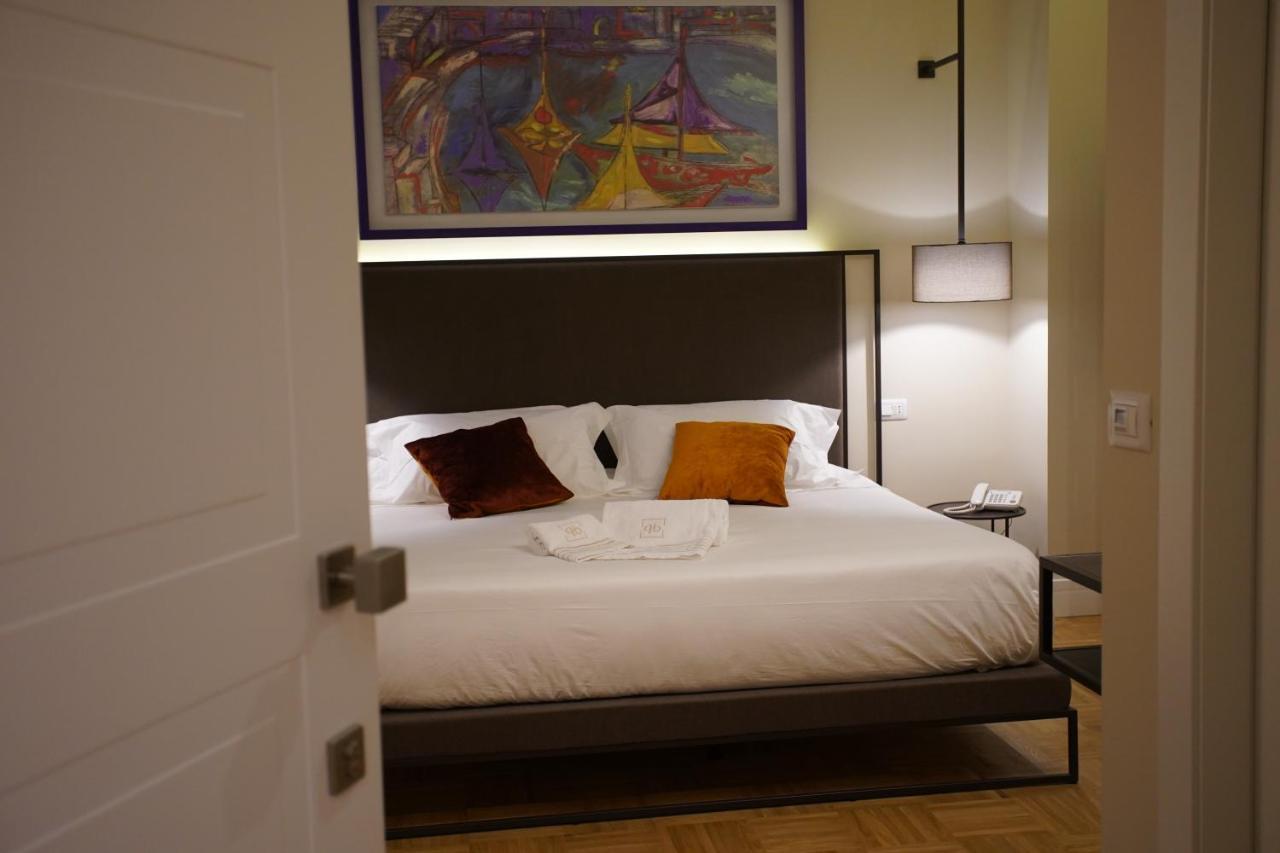 Palazzo Bibbi - Rooms To Live Reggio di Calabria Bagian luar foto