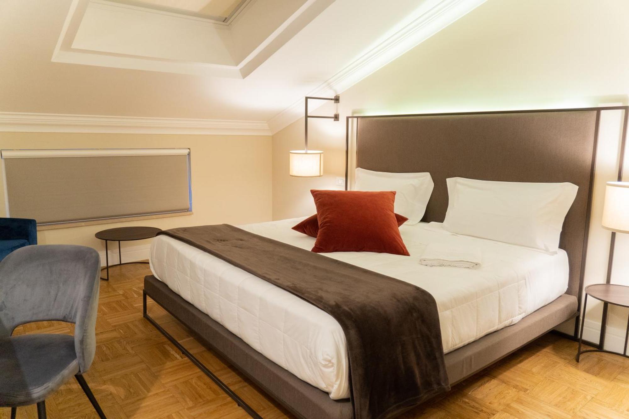 Palazzo Bibbi - Rooms To Live Reggio di Calabria Bagian luar foto